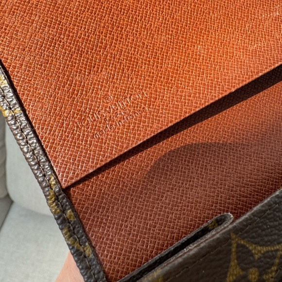 Louis Vuitton clutch bag - Picture 3 of 12